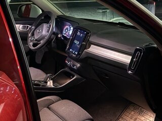 2019 Volvo XC40 I, красный, 4100000 рублей, вид 5