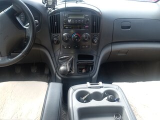 2011 Hyundai Grand Starex I, серый, 1399000 рублей, вид 4