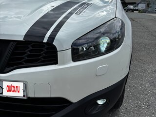2013 Nissan Qashqai I Рестайлинг, белый, 915000 рублей, вид 2