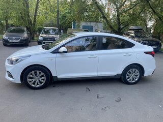 2020 Hyundai Solaris II, белый, 1300000 рублей, вид 1