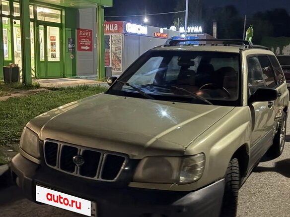2000 Subaru Forester I Рестайлинг, золотистый