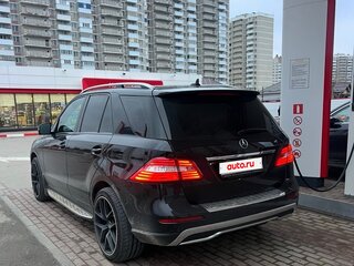 2014 Mercedes-Benz M-Класс 350 CDI III (W166), чёрный, 2390000 рублей, вид 3