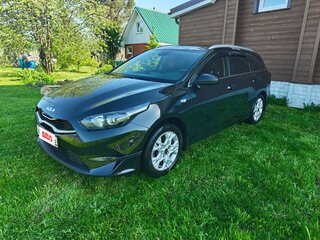 2021 Kia Ceed III Рестайлинг, чёрный, 1950000 рублей, вид 1