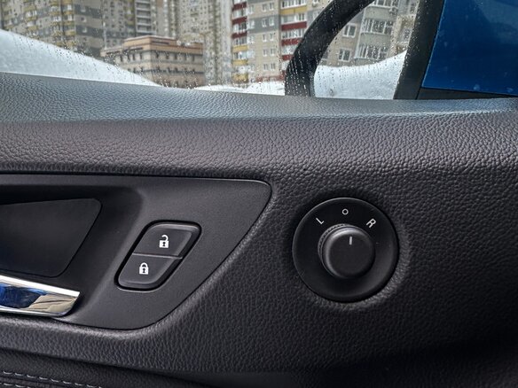 2016 Chevrolet Cruze II, синий, 1100000 рублей - вид 15