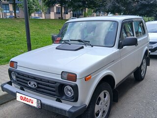2017 Lada (ВАЗ) 2121 (4x4) Urban I Рестайлинг, белый, 750000 рублей, вид 2