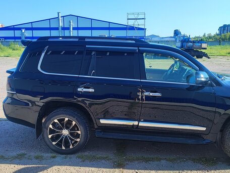 2012 Toyota Land Cruiser 200 Series Рестайлинг 1, чёрный, 3500000 рублей, вид 5