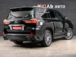 2016 Lexus LX 570 III Рестайлинг 2, чёрный, 6400000 рублей, вид 4