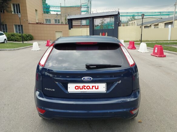 2011 Ford Focus II Рестайлинг, синий - вид 7