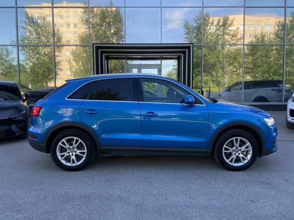 2015 Audi Q3 I (8U) Рестайлинг, синий - вид 3