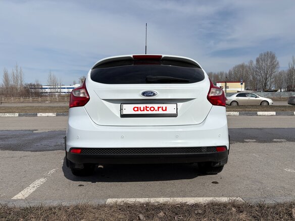 2015 Ford Focus III, белый, 750000 рублей - вид 7