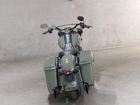 2021 Harley-Davidson Street Glide, зелёный, 1700000 рублей, вид 5