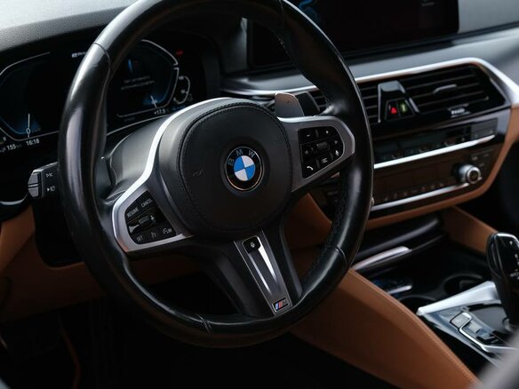 2021 BMW 5 серии 530e VII (G30/G31/G38) Рестайлинг, серый, 3750000 рублей - вид 8
