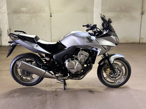 2009 Honda CBF 600, серый, 550000 рублей - вид 5