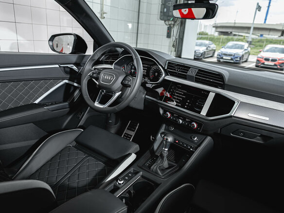 2026 Audi Q3 45 TFSI II (F3), серый, 5700000 рублей - вид 12