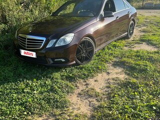 2010 Mercedes-Benz E-Класс 250 5G-Tronic IV (W212, S212, C207), коричневый, 1100000 рублей, вид 1