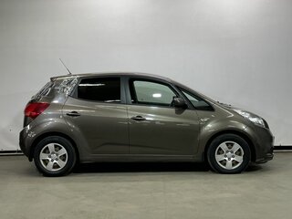 2015 Kia Venga I Рестайлинг, коричневый, 770000 рублей, вид 4