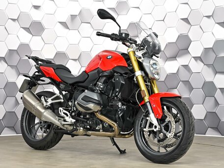 2017 BMW R 1200 R, красный, 999000 рублей, вид 1