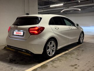 2016 Mercedes-Benz A-Класс 180 III (W176) Рестайлинг, белый, 1670000 рублей, вид 2