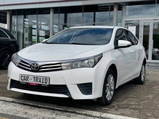 2014 Toyota Corolla XI (E160, E170, E180), белый, 1200000 рублей, вид 2