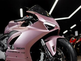 2022 Ducati Panigale V2, розовый, 1500000 рублей, вид 4