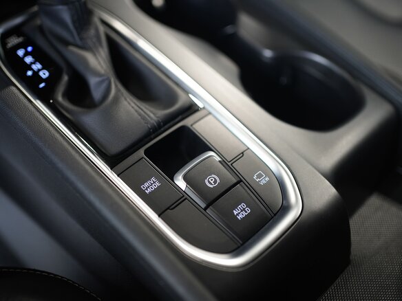 2020 Hyundai Santa Fe IV, серый, 2920000 рублей - вид 16
