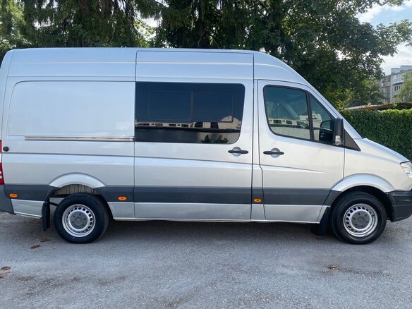 2010 Mercedes-Benz Sprinter, серебристый, 1650000 рублей - вид 4