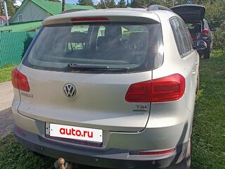 2012 Volkswagen Tiguan I Рестайлинг, серебристый, 860000 рублей, вид 2
