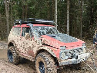 1997 Lada (ВАЗ) 2121 (4x4) I Рестайлинг, красный, 666000 рублей, вид 3