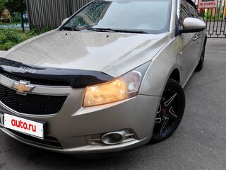 2010 Chevrolet Cruze I, бежевый, 540000 рублей, вид 2