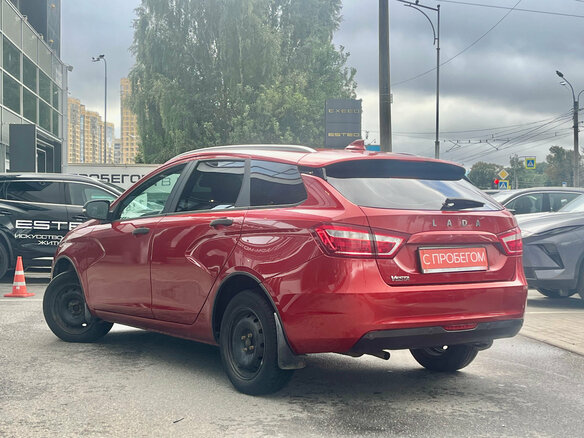 2021 Lada (ВАЗ) Vesta SW I, красный, 979000 рублей - вид 5