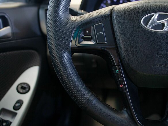 2011 Hyundai Solaris I, белый - вид 24
