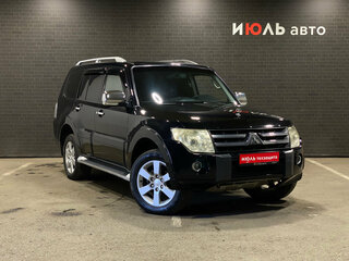 2008 Mitsubishi Pajero IV, чёрный, 1310000 рублей, вид 3