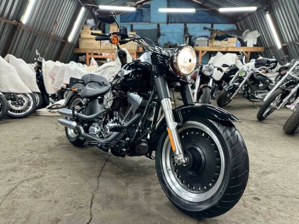 2012 Harley-Davidson Fat Boy, чёрный, 1250000 рублей