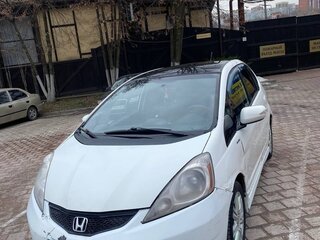 2009 Honda Fit II, белый, 580000 рублей, вид 2