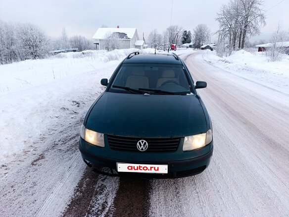 1998 Volkswagen Passat B5, зелёный - вид 1