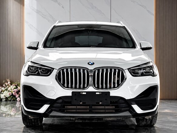 2022 BMW X1 Long 20Li sDrive II (F48) Рестайлинг, белый, 2085010 рублей - вид 3