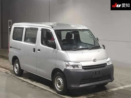 Toyota Town Ace IV