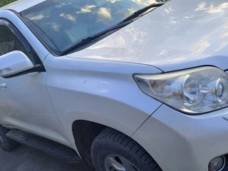 2012 Toyota Land Cruiser Prado 150 Series, белый, 2800000 рублей, вид 4