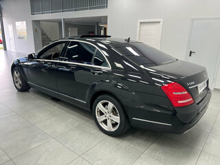 2012 Mercedes-Benz S-Класс 500 Long V (W221) Рестайлинг, чёрный, 1750000 рублей, вид 4