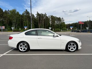2012 BMW 3 серии 320i V (E90/E91/E92/E93) Рестайлинг, белый, 1550000 рублей, вид 3