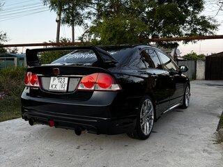 2007 Honda Civic VIII, чёрный, 750000 рублей, вид 3