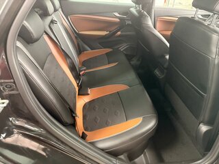 2026 Lada (ВАЗ) Vesta SW Cross I Рестайлинг (NG), чёрный, 2276900 рублей, вид 5