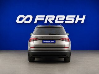 2020 Skoda Kodiaq I, коричневый, 2699000 рублей, вид 4