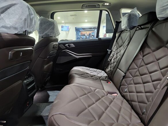 2025 BMW X5 Long 30Li IV (G05/G18) Рестайлинг, чёрный, 10900000 рублей - вид 14