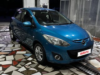 2013 Mazda Demio SkyActiv III (DE), синий, 590000 рублей, вид 2