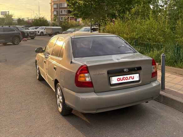 2008 Hyundai Accent ТагАЗ II, бежевый, 305000 рублей - вид 3