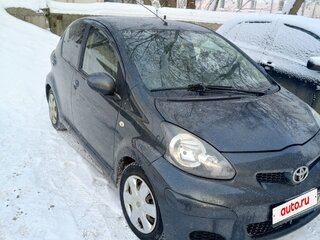 2010 Toyota Aygo I Рестайлинг, серый, 640000 рублей, вид 4