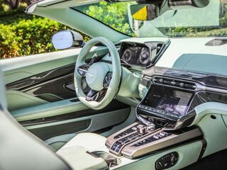 2026 Aston Martin Vanquish III, зелёный, 71244620 рублей, вид 5