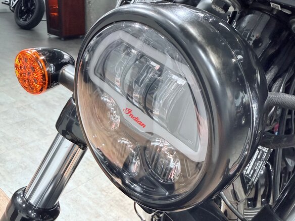 2023 Indian Chief Bobber, чёрный, 1799000 рублей - вид 17