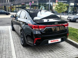 2017 Kia Rio IV, чёрный, 1350000 рублей, вид 5